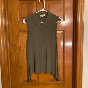 ModCloth high/low sleeveless blouse